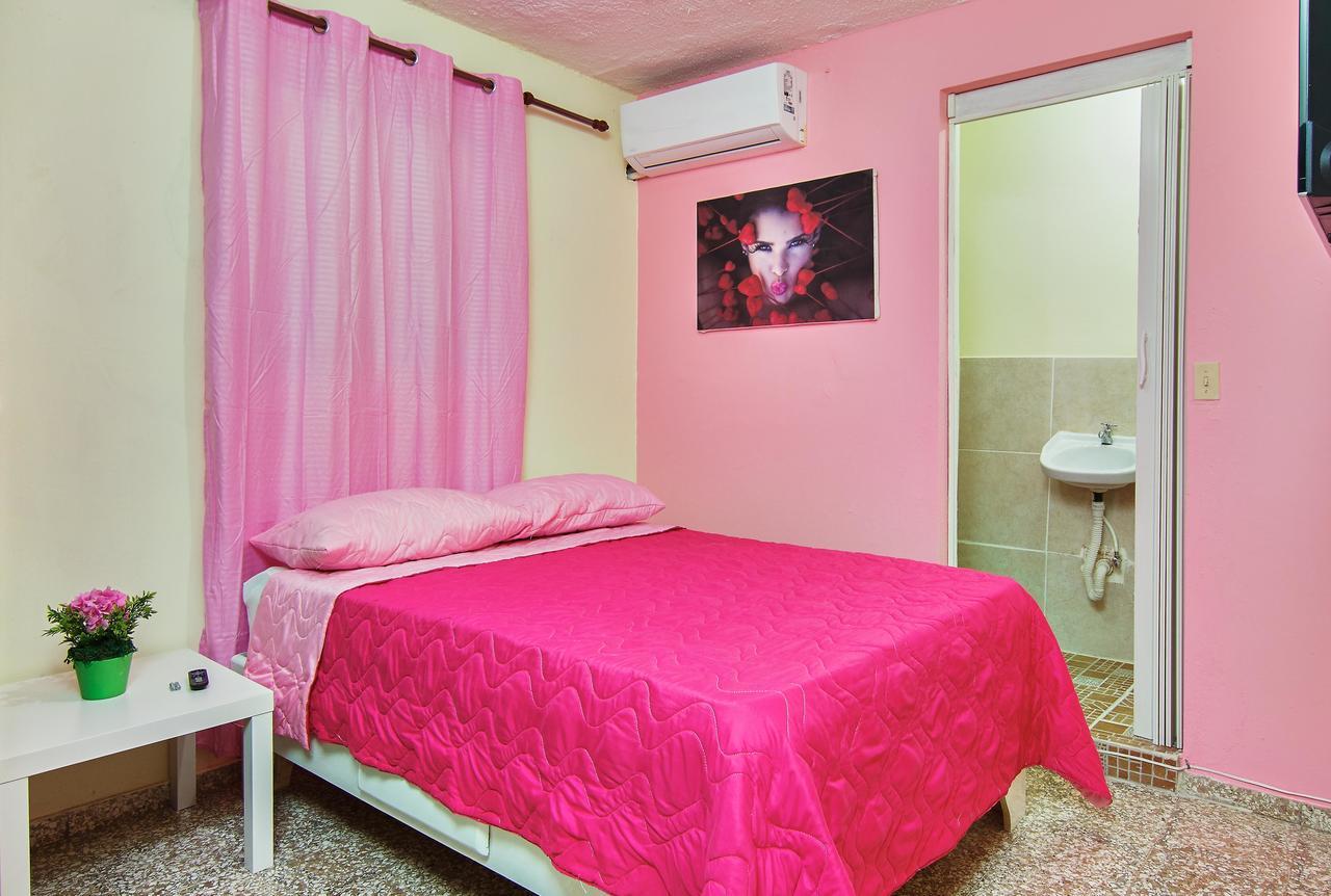 Queen of Hearts Apartahotel Santo Domingo Buitenkant foto